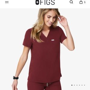 Catarina Figs womens small top in maroon